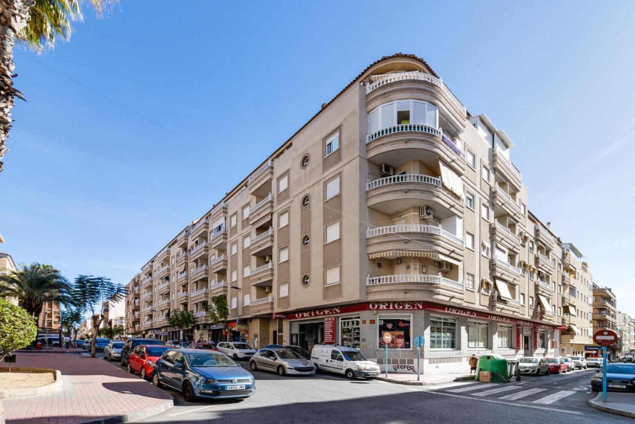 Caballero Apartment Torrevieja Exterior photo